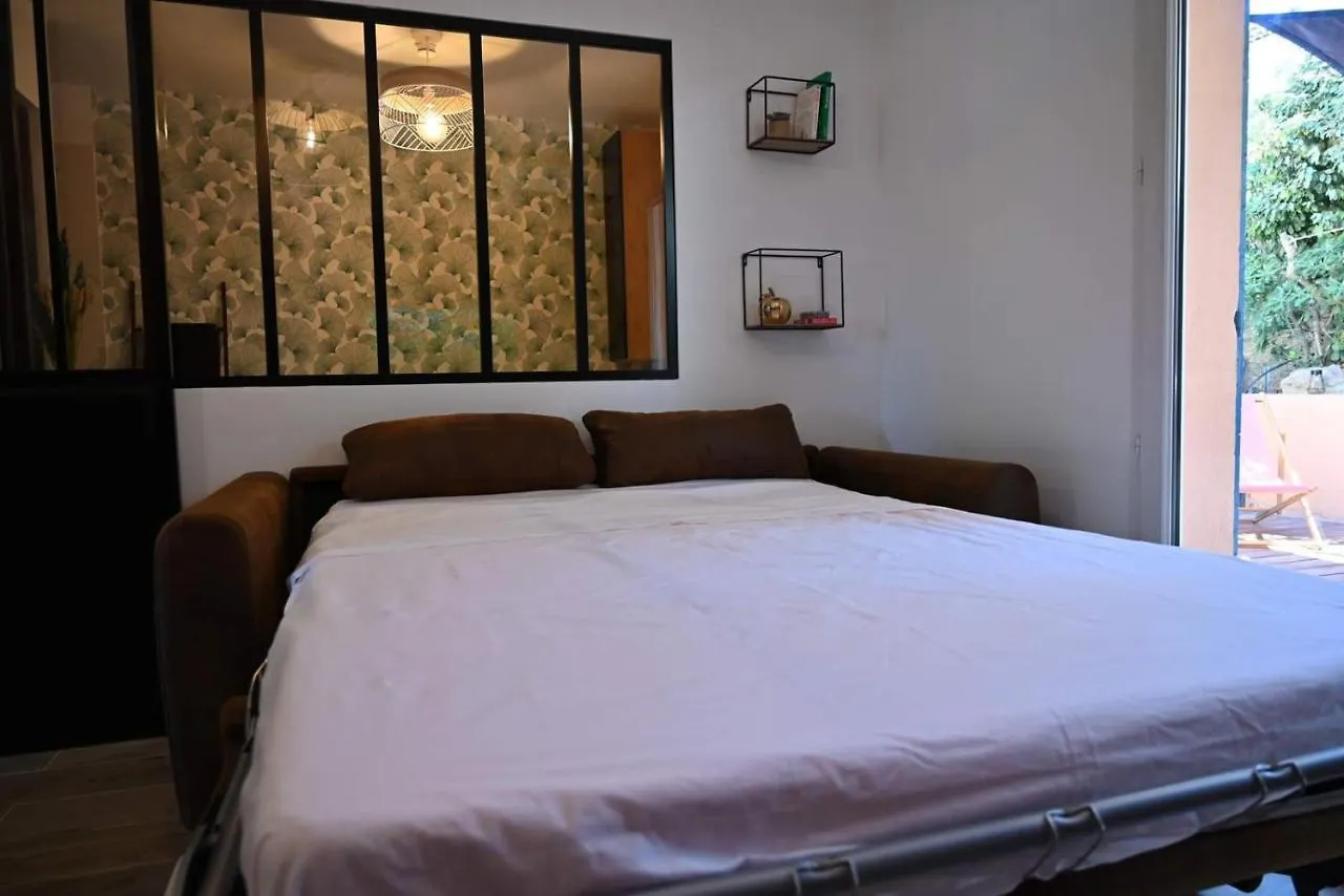 Appartement Cosy & Moderne A 180M De La Plage サナリー・シュル・メール 0*,  フランス